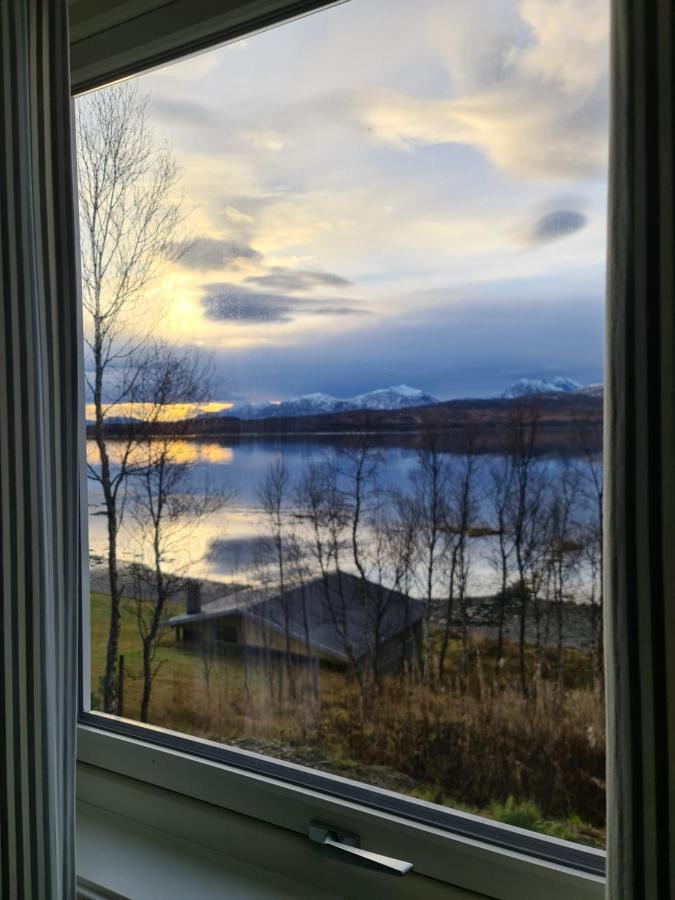 Great House With Amazing Location!!Sea & Mountain View! Villa Kvaloya Екстериор снимка